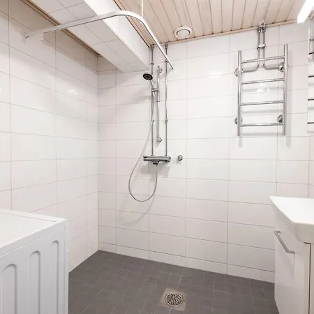 2ndhomes Cozy 1br W/ Balcony Next To Tram Stop Helsinki